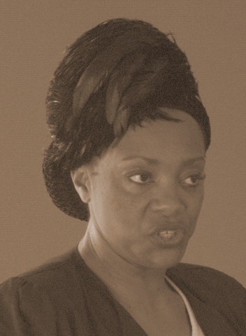 Leslie McCurdy as Viola Desmond